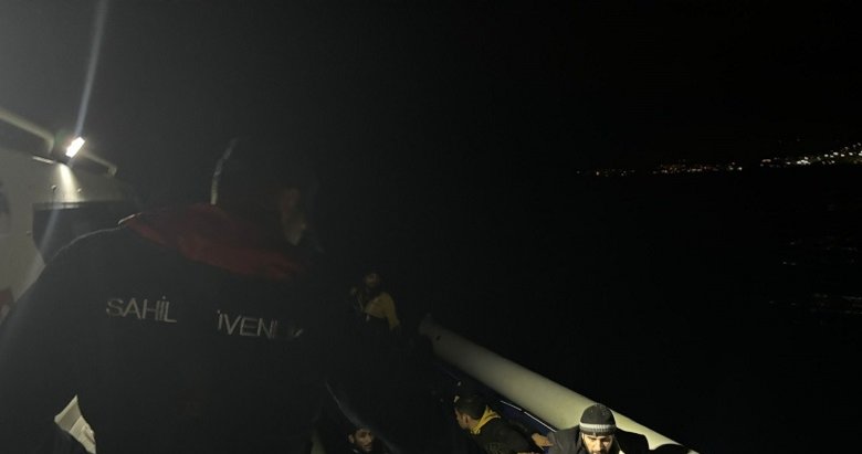Bodrum açıklarında 24 düzensiz göçmen kıskıvrak yakalandı