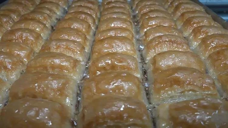 Sahte baklava nasıl anlaşılır! Bayram öncesi bunlara dikkat edin...