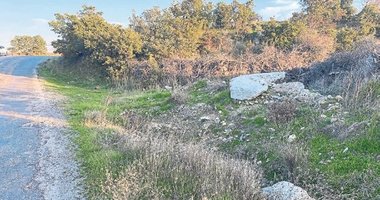 Ayvacık’ta boş arazide bebek cesedi bulundu