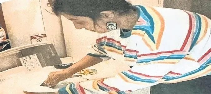 Bu görüntüler şarkıcı Kalben’in başını yaktı!