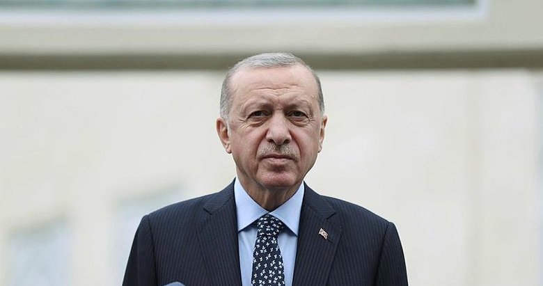 Başkan Erdoğan’dan Cuma namazı çıkışı önemli açıklamalar