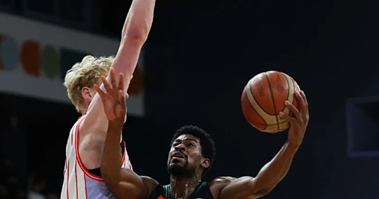 Denizli Basket’te liderlik zora girdi