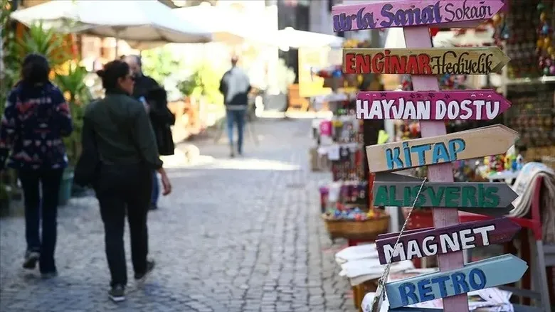 izmirde-eylul-keyfi-sehrin-kalabaligindan-uzak-5-farkli-gezi-rotasi-1789477459264.jpeg