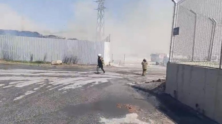 Son dakika: İzmir Torbalı’da kağıt fabrikasında yangın