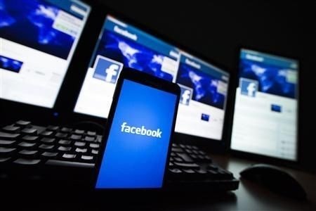 Facebook gizli verileri hangi şirketlerle paylaştı?