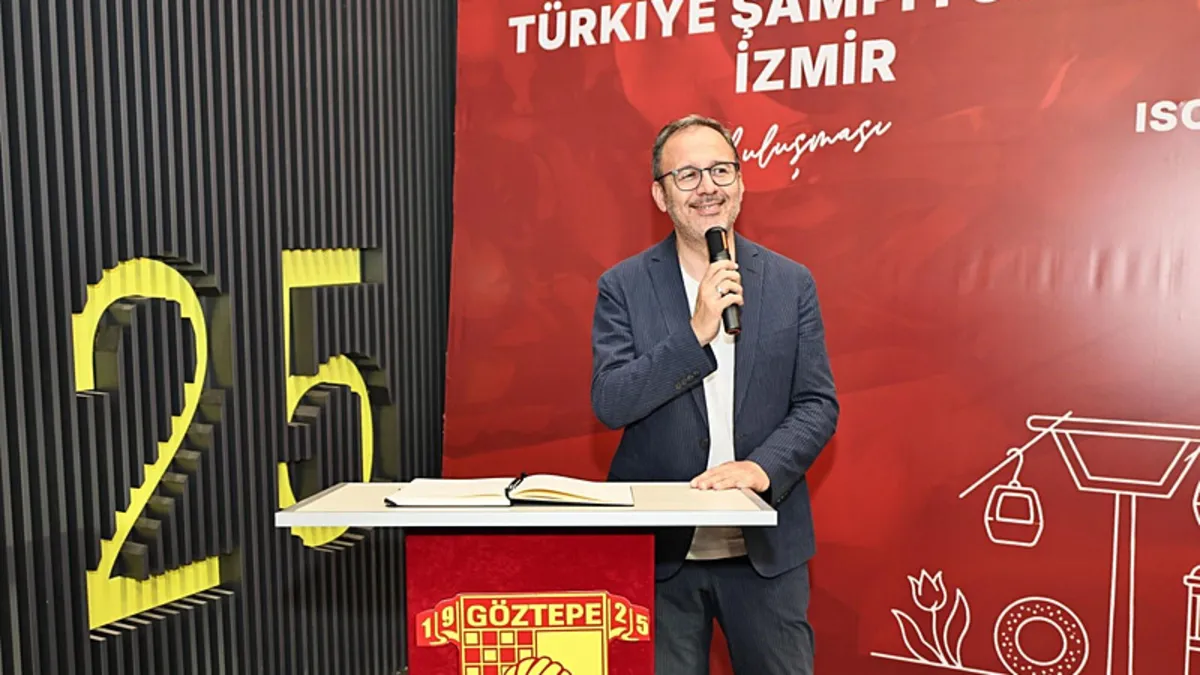 YKS'de Dereceye Giren İzmirli Öğrencilerle Buluşma Gerçekleşti