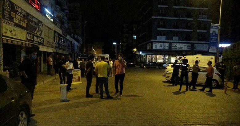 İzmir’de olaylı gece! Motosikletli saldırganlar acil servis önünde bekleyenlere ateş açtı