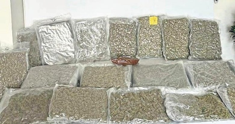 Turistik yelkenli teknede 158 kilo esrar bulundu