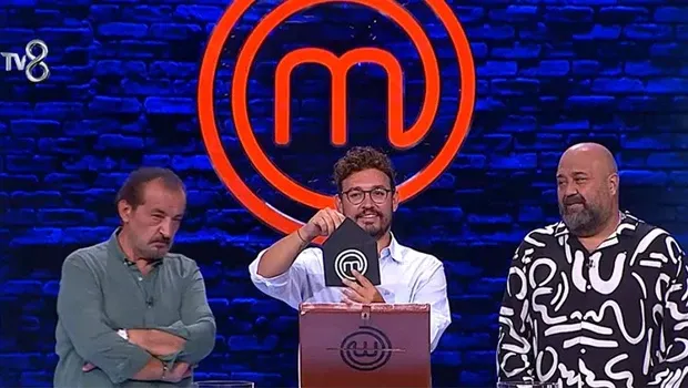 4-eylul-mastercheftte-eleme-adayi-kim-oldu-masterchefte-dokunulmazligi-hangi-takim-kazandi-1788558822581.png