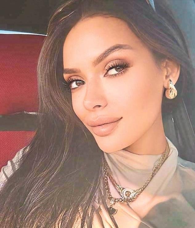 Esrarengiz gelinin sırrı çözüldü