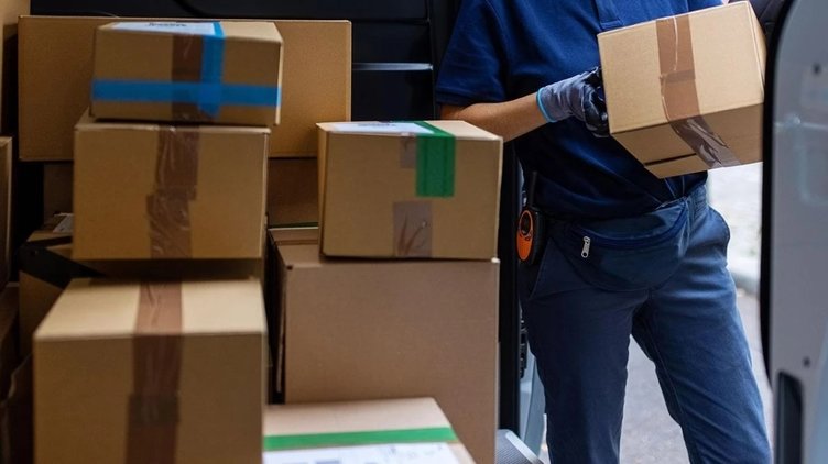 23 nisan resmi tatilde kargolar açık mı?