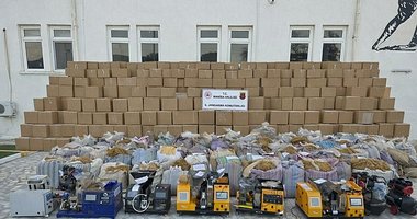 Kaçak tütünleri say say bitmedi