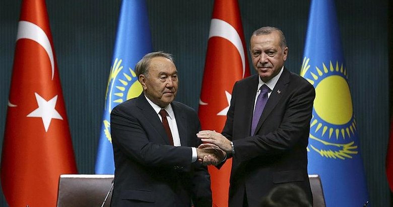 Erdoğan, Nazarbayev ile telefonda görüştü