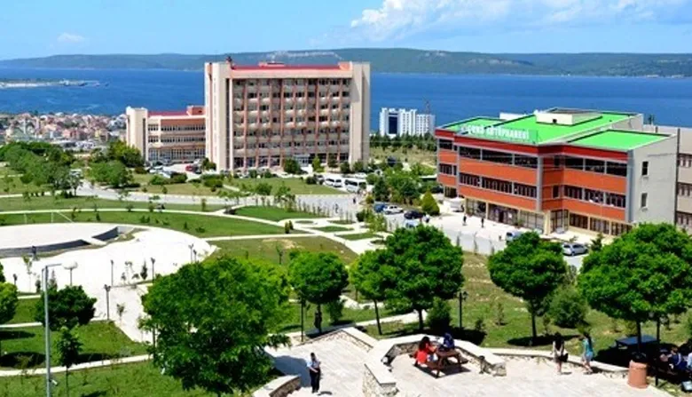 canakkaledeki-taciz-skandalinda-yeni-gelisme-mahkeme-baskaninin-verecegi-dersler-iptal-edildi-1785428112749.png