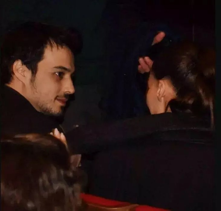 Mert Yazıcıoğlu eski sevgilisi Afra Saraçoğlu’nu tek kalemde sildi