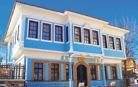 Zenginliğin sembolü aşıkların diyarı Uşak
