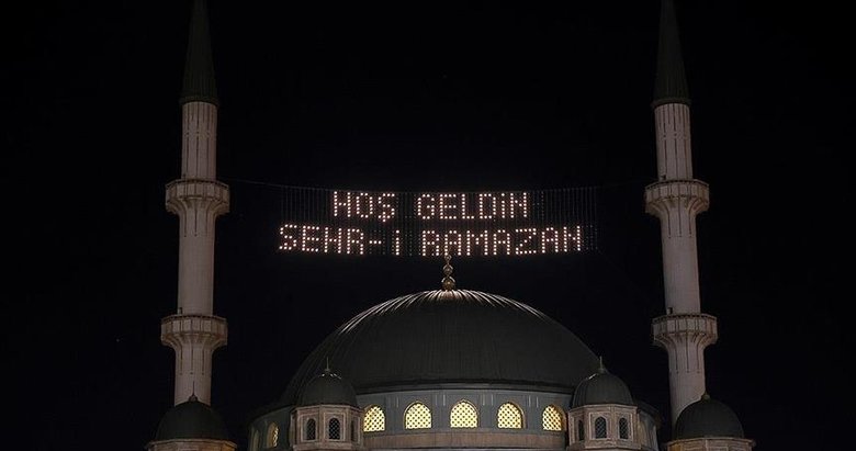 Ramazan ne zaman başlıyor? İlk teravih hangi gün? 2022 Ramazan imsakiyesi... İl il iftar saatleri...