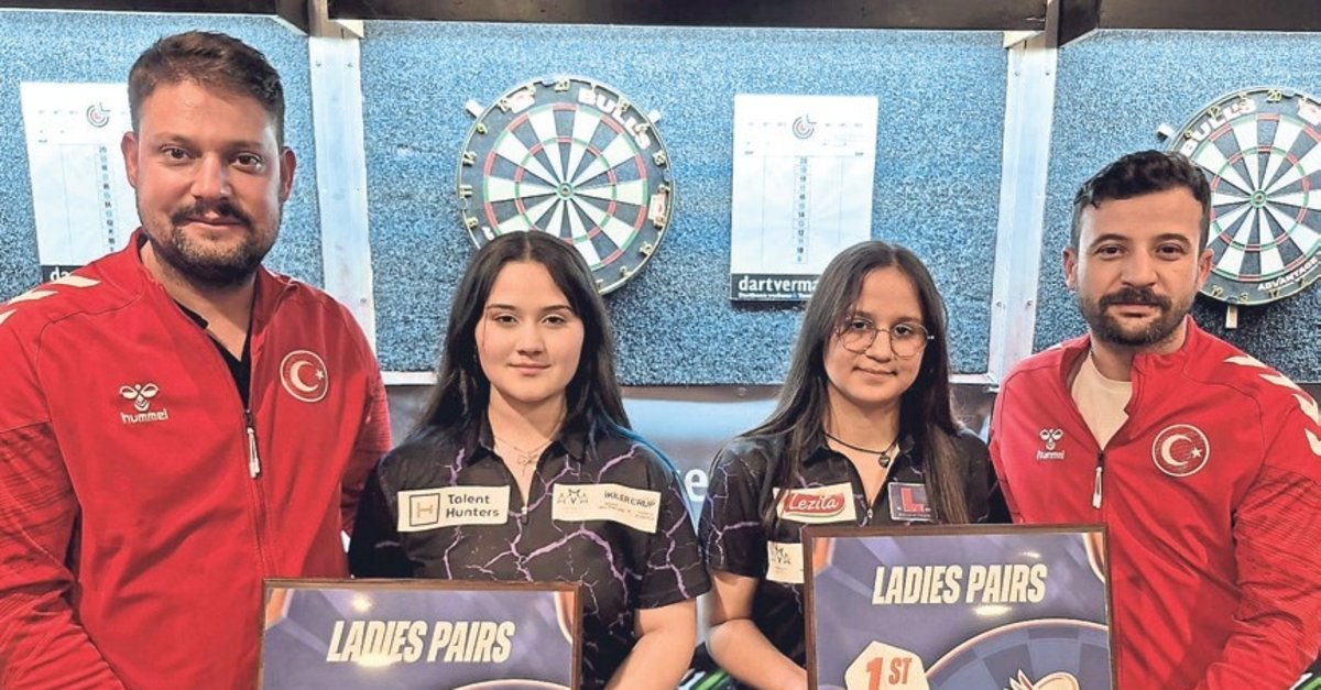 Denizlili dartçılardan altın madalya geldi