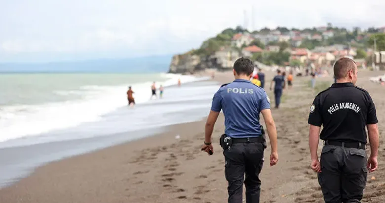 Denize girmek yasak! O ilçelerde plajlar kapatıldı