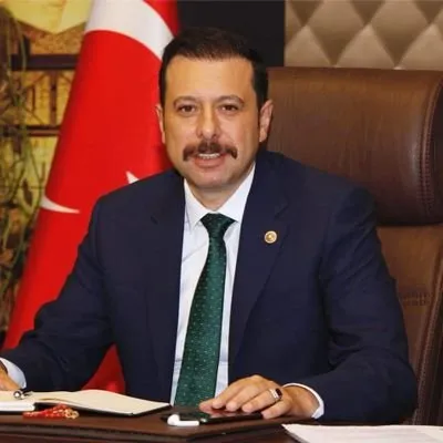 ak-partili-kayadan-yerel-yonetime-tepki-yesildere-ikinci-bayrakli-olmasin-1783278866366.png