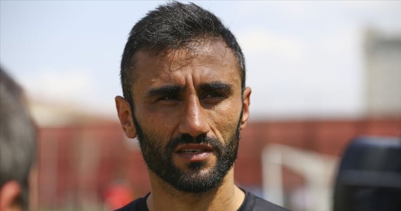 Selçuk Şahin futbolu bıraktı