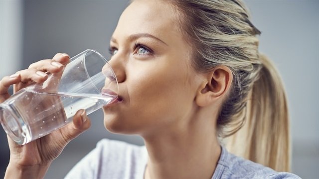 Uyandıktan sonra bir bardak su içerseniz ne olur?