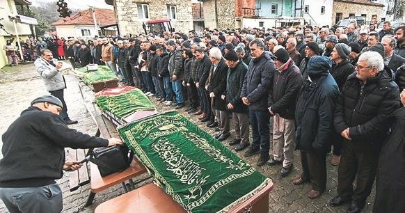 Düğün yolunda ölüm