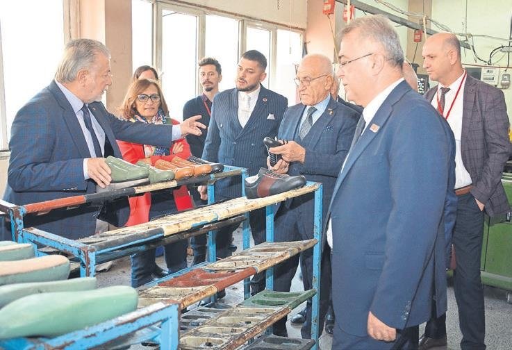 Yabancı işçiler konusu Çalıştay’da masaya yatırıldı