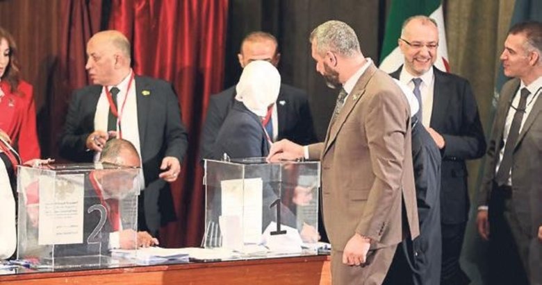 Esed’den sonra ilk seçimler yapıldı