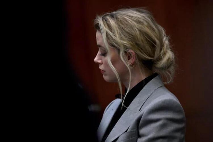 Amber Heard ’şiddet’ davasında ilk kez ifade verdi