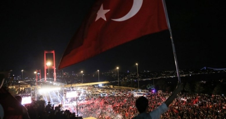 Milyonlar meydana akacak! Başkomutan Erdoğan ile birlikte nöbet vakti