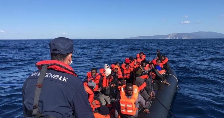 İzmir Urla’da 41 göçmen Sahil Güvenlik tarafından kurtarıldı