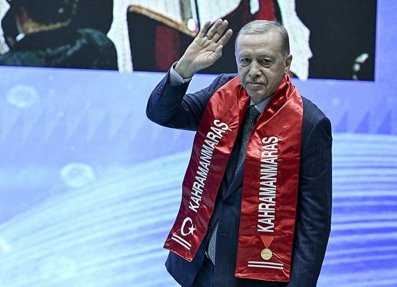 Son dakika: Başkan Erdoğan: Vatandaşlarımızın tamamına anahtarlarını teslim edene kadar durmayacağız