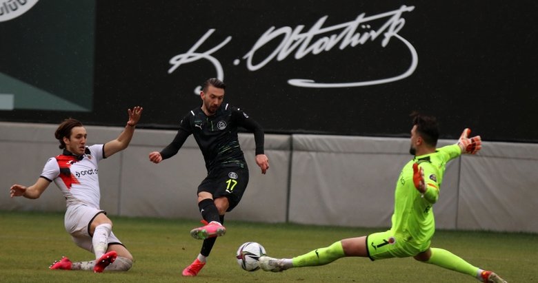 3 puanın sahibi Manisa oldu