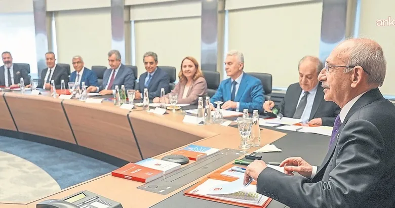 CHP’nin arınma sürecinde son rötuşlar vuruluyor