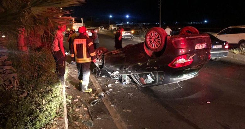 Manisa’da feci kaza! Kamyonla çarpışan otomobil takla attı