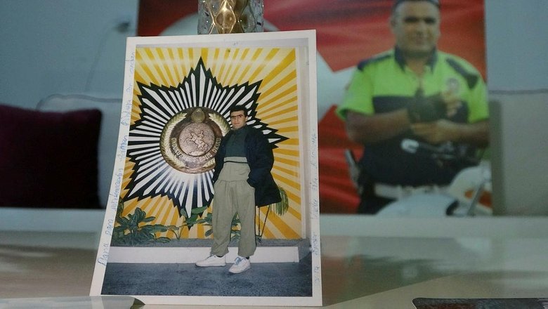 Şehit polis Fethi Sekin’in 27 yıl önceki fotoğrafı ortaya çıktı, üzerindeki not herkesi duygulandırdı