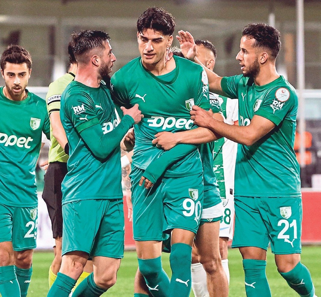 Egelilerin hedefi 3 puan