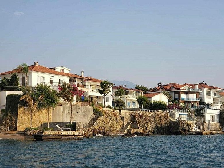 Şövalye Adası’nın ilk evi satılığa çıkarıldı