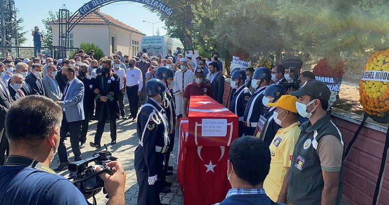 Manavgat’ta hayatını kaybeden orman işçisi Yaşar Cinbaş, Afyonkarahisar’ta toprağa verildi