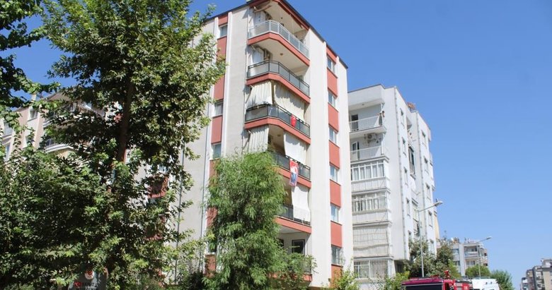 Aydın’da klima yangını: Şalterleri kapattı, yangının önüne geçti