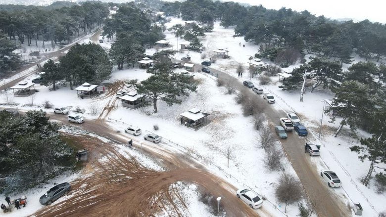 Spil Dağı’nda güzel görüntüler! İzmirliler akın etti