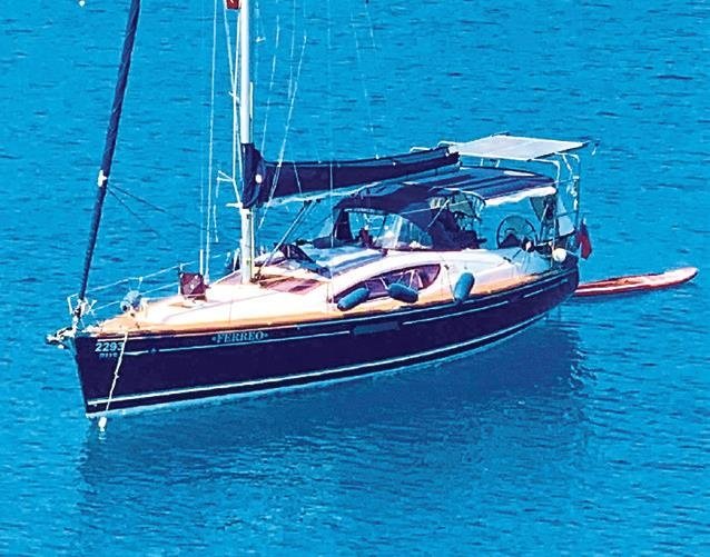 Yaz-kış Fethiye’de teknede yaşıyorlar