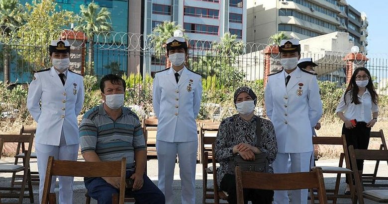 Sahil Güvenlik şehit yakınları ve gazileri İzmir Körfezi’nde ağırladı
