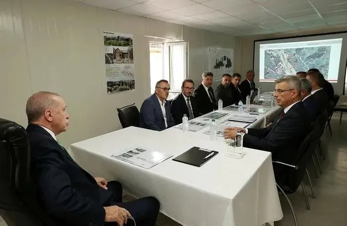 Başkan Erdoğan, Güneysu Devlet Hastanesi inşaatını yerinde inceledi