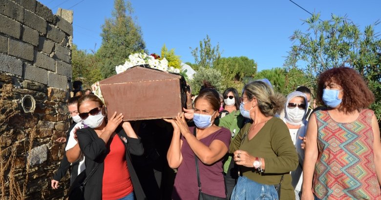 Aydın’da öldürülen emekli hemşire son yolculuğuna uğurlandı