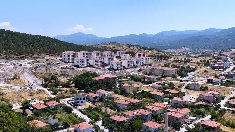 sindirgi-1-yilda-ayaga-kalkti-1786386301976.png