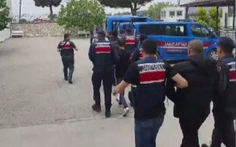 Türkiye’de 56. İzmir’de 2. Kökünü Kurutma Operasyonu: 260 tutuklama!