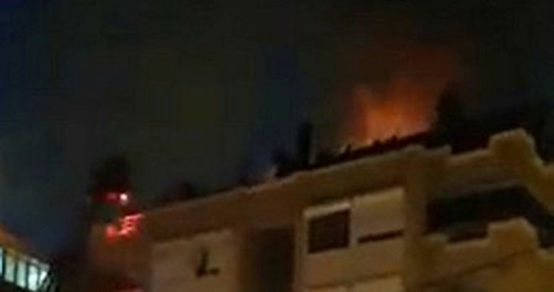 Balıkesir’de 5 katlı apartmanın çatı katında yangın çıktı