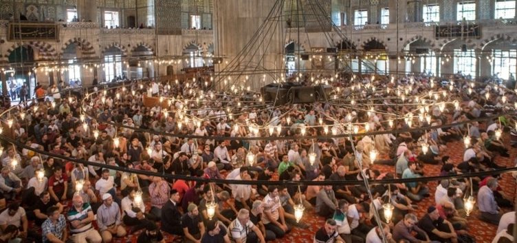 Kadir Gecesi namazı nasıl kılınır? Kadir Gecesi duası...